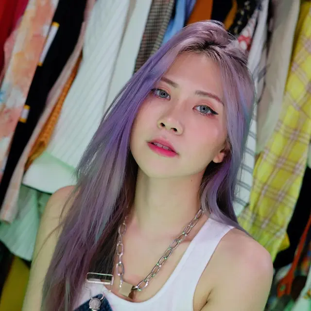 6 Potret Natya Shina, Influencer yang Punya Penampilan Bak Idol Korea