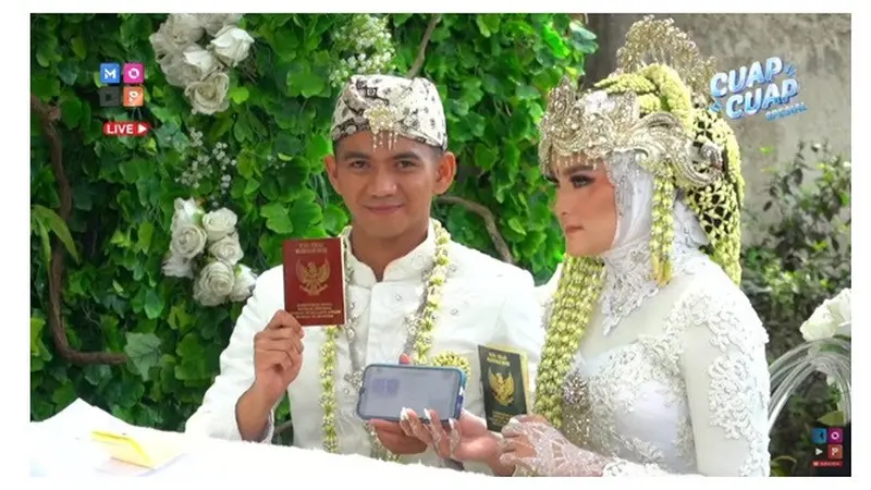 12 Momen Akad Nikah Ridho 2R dan Syifa, Berlangsung Khidmat dengan Adat Sunda