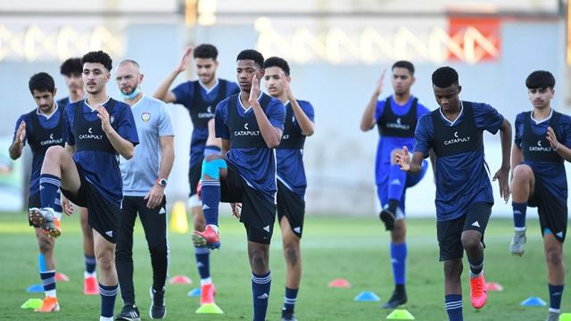 Skuad Uni Emirat Arab U-16.