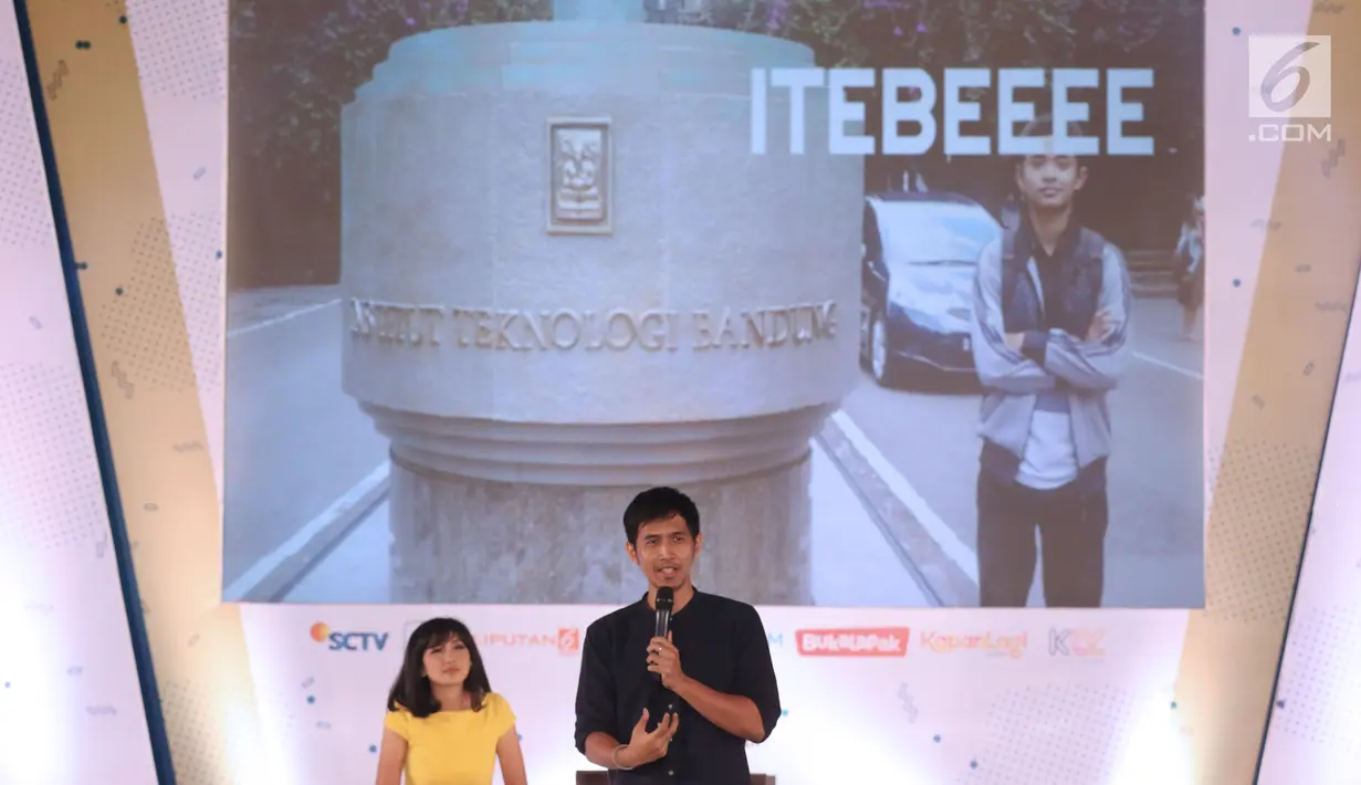 CEO Brodo, Yukka Harlanda memberikan materi tentang entrepreneurship selama acara EGTC 2018 di Graha Sanusi Hardjadinata, Universitas Padjajdaran, Bandung, Rabu (5/12). Yukka Harlanda berbagi inspirasi membuka bisnis. (Liputan6.com/Helmi Fithriansyah)