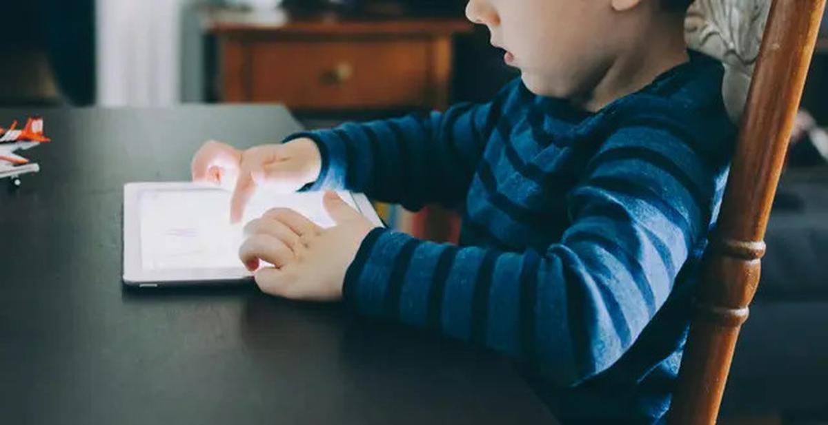 5 Cara Mengurangi Kecanduan Gadget pada Anak, Jadi Strategi Efektif dan Aman