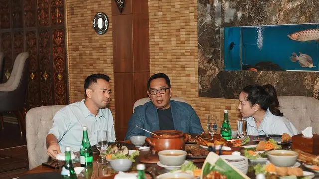 Utusan Khusus Presiden Bidang Pembinaan Generasi Muda dan Pekerja Seni Raffi Ahmad bertemu dengan Cagub Jakarta nomor urut 1 Ridwan Kamil.