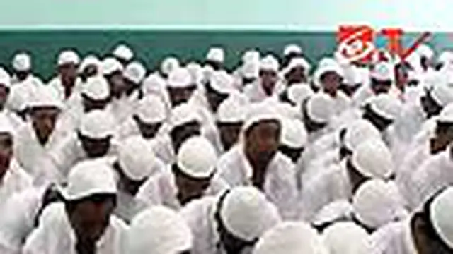 Ratusan Napi Taubat Massal