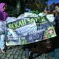 Puluhan pedagang sayur keliling yang berada di Pasar Ngasem, Kabupaten Bojonegoro merasa terbantu setelah mengikuti Sedekah Sayur yang diadakan sukarelawan Kyai Muda Jawa Timur pada Minggu (9/4) pagi (Istimewa)