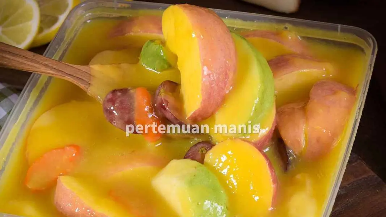 Libas Gerah Seketika, Yuk PO Asinan Buah Khas Kota Medan Pertemuan Manis