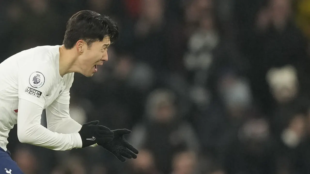 Tottenham Bermain Imbang 2-2 Lawan Liverpool