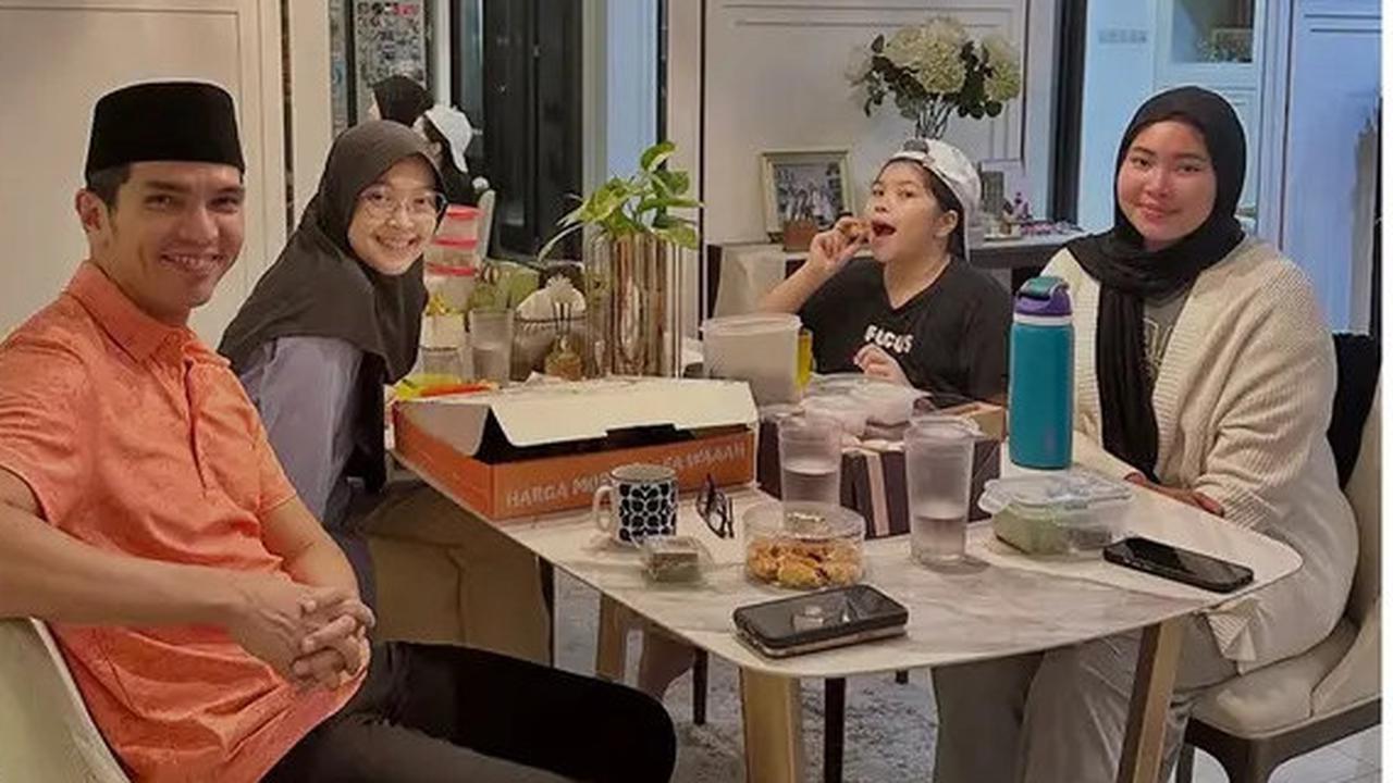 Mewah dengan Desain Minimalis yang Elegan, Potret Rumah Adrian Maulana di Tangerang Selatan