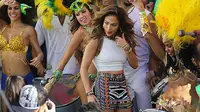 Jennifer Lopez Tampil Seksi di Video Klip Lagu Resmi PD 2014