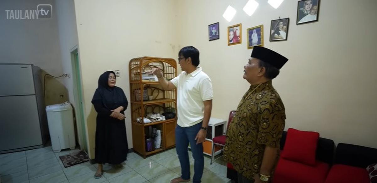 7 Potret Rumah Haji Bolot di Parung, Luas Banget Bak Aula & Ternyata Dulunya Hutan