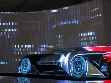 Mobil listrik Faraday Future FFZERO1 saat dikenalkan pada pameran di Las Vegas , Nevada, (4/1). Mobil ini akan menjadi pesaing Tesla Motors sebagai produsen mobil berbahan bakar elektrik di dunia. (REUTERS / Steve Marcus)