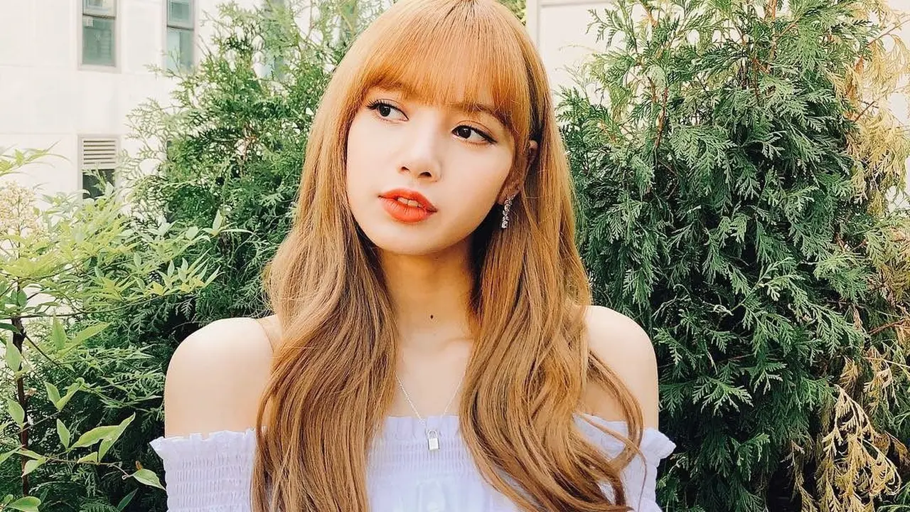 Lisa BLACKPINK