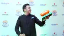 Penyanyi Tulus mengungkapkan rasa bangganya bisa menjadi pemenang dalam Indonesia Kids Choice Awards 2017. Bisa masuk nominasi saja Tulus sudah merasa banga. Ini kali pertamanya ia menang dalam ajang tersebut. (Nurwahyunan/Bintang.com)