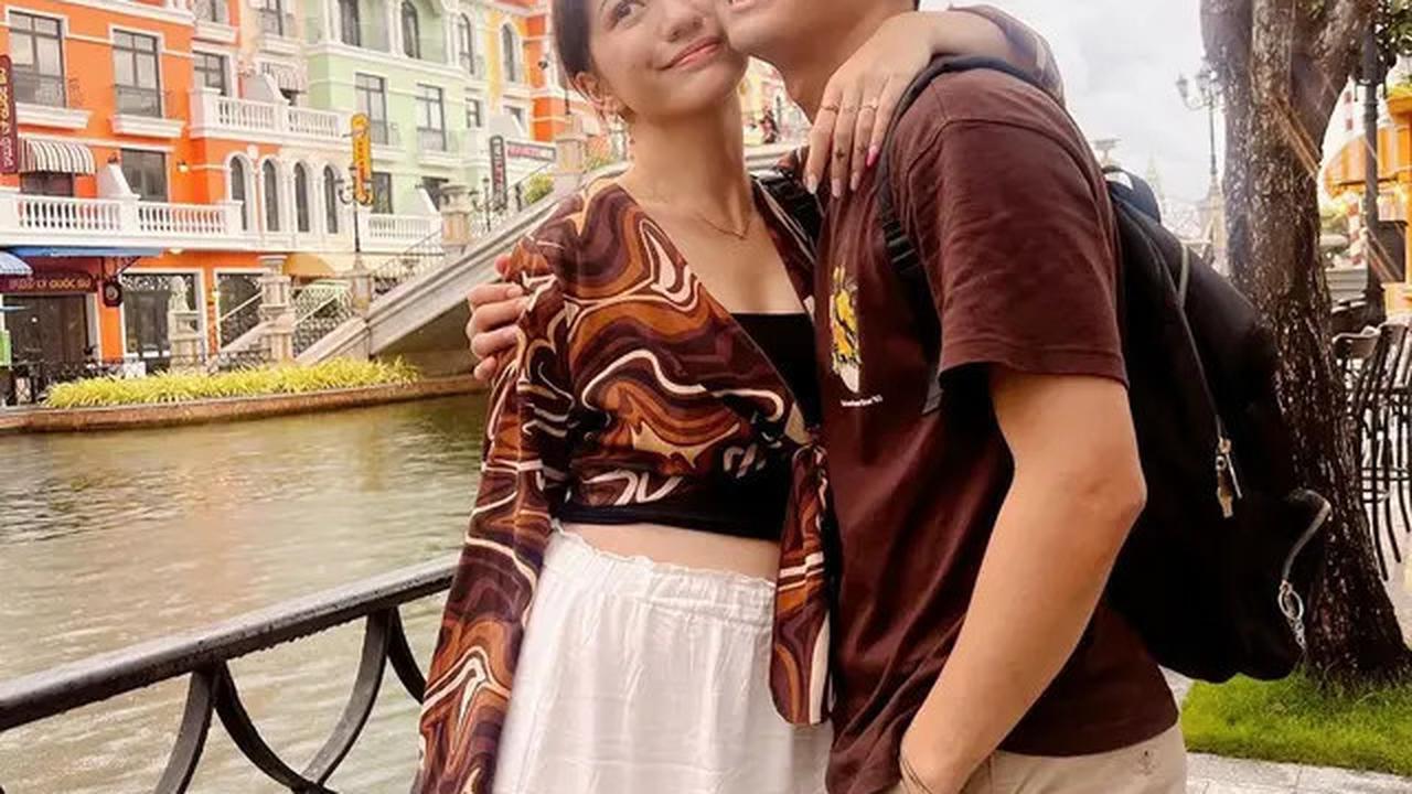 7 Potret Cassandra Lee dan Ryuken Lie Bulan Madu di Vietnam, Romantis