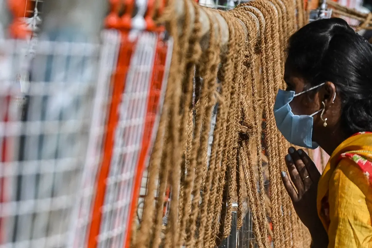 Kekang Lonjakan COVID-19, Tempat Ibadah di India Ditutup