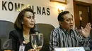 Ketua Pansel Kompolnas, Komjen Pur Imam Sudjarwo (kanan) mengumumkan 24 peserta yang lolos seleksi, di Jakarta, Rabu (30/3). 24 peserta akan mengikuti tahapan tes kesehatan pada 4-5 April 2016 di RS Polri Kramatjati (Liputan6.com/Yoppy Renato)