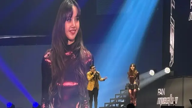 Lisa Blackpink di Fan Meetup in Asia 2024