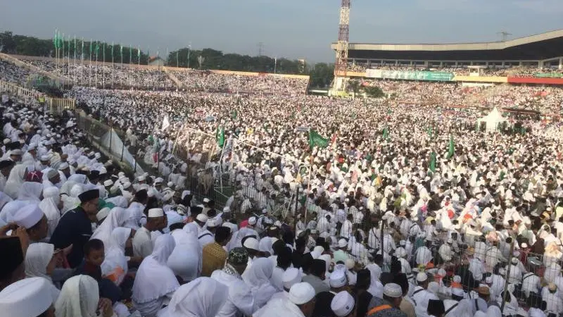 Istigasah Kubro di GOR Sidoarjo (Liputan6.com/Istimewa)