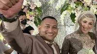 Said Bajuri dan Sarah Yahya kini resmi suami istri (Foto: Instagram @dedi_suherman)