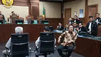 Febrie Adriansyah Didakwa Cuci Uang Rp 346,7 Miliar dan USD 440 Ribu