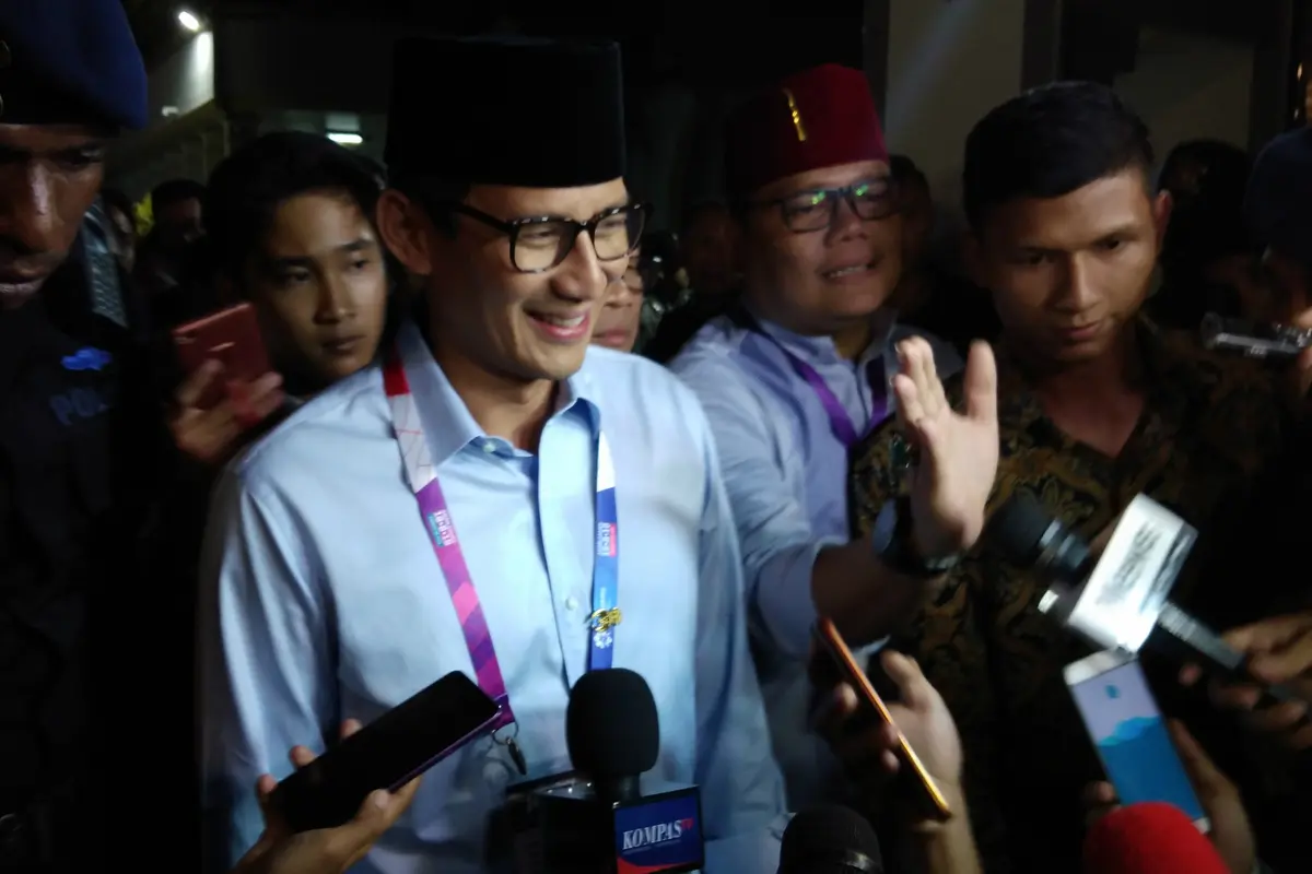 Cawapres Sandiaga Uno usai pengundian nomor urut capres 2019.