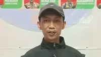 Duduk Perkara Ribut Pegawai Kecamatan dan Tukang Cukur soal Bendera