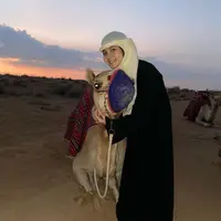 Potret Bulan Sutena Pakai Hijab (Instagram/@bulansutena)