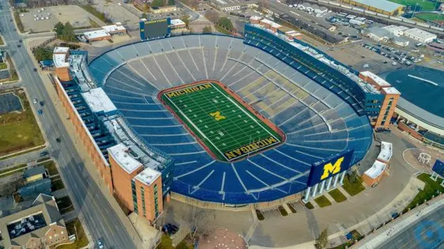 Stadion Michigan (Etsy.com)