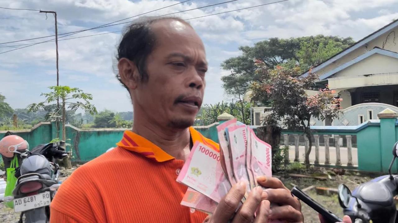 Desa di Klaten Ini Habiskan Anggaran Rp585.250.000 Untuk THR Warganya, Per Orang Dapat Rp250.000