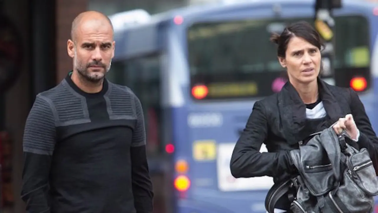 Josep Guardiola bersama Istri