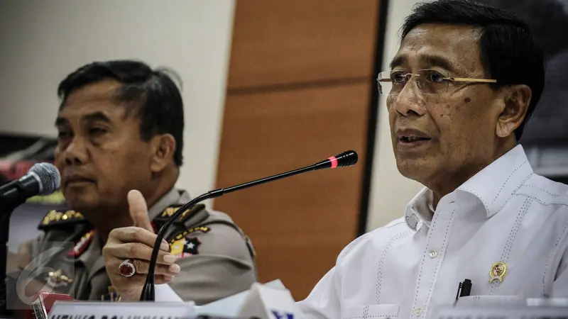 20161124-Menkopolhukam-Wiranto-Berikan-Penjelasan-Terkait-Saber-Pungli-Jakarta-FF