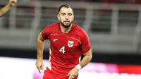 Pemain Timnas Indonesia, Jordi Amat melakukan selebrasi setelah mencetak gol ke gawang Chinese Taipei saat laga FIFA Matchday di Stadion Gelora Bung Tomo (GBT), Surabaya, Jumat (05/09/2025). (Bola.com/Abdul Aziz)