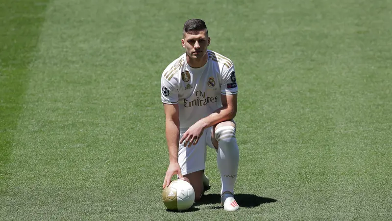 Luka Jovic Resmi Diperkenalkan Jadi Pemain Baru Real Madrid