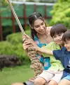 ilustrasi ibu dan anak/copyright fimela/adrian putra
