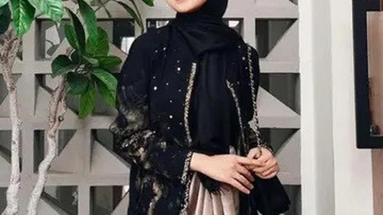 Pilihan Model Atasan Brokat Terbaru untuk Lebaran (credit:instagram Nashwa Zahira)