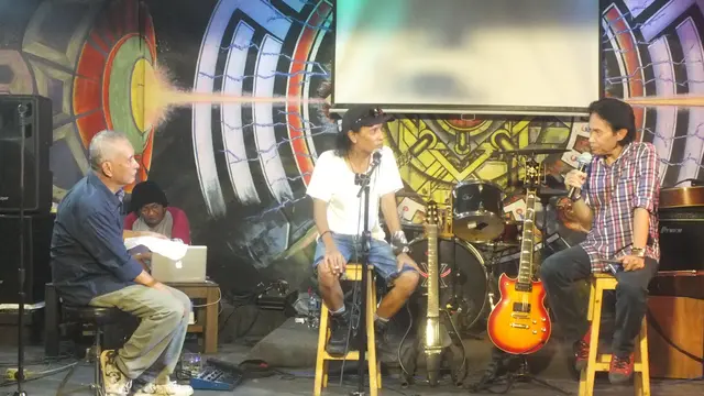 Launching Album Toto Tewel