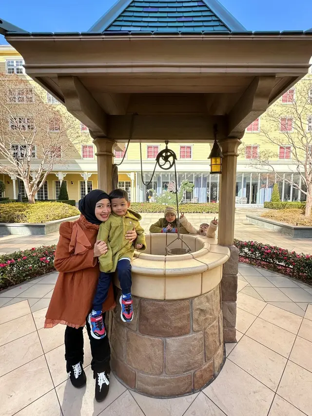 Maissy bersama keluarganya (Instagram/pramaisshelarinda)