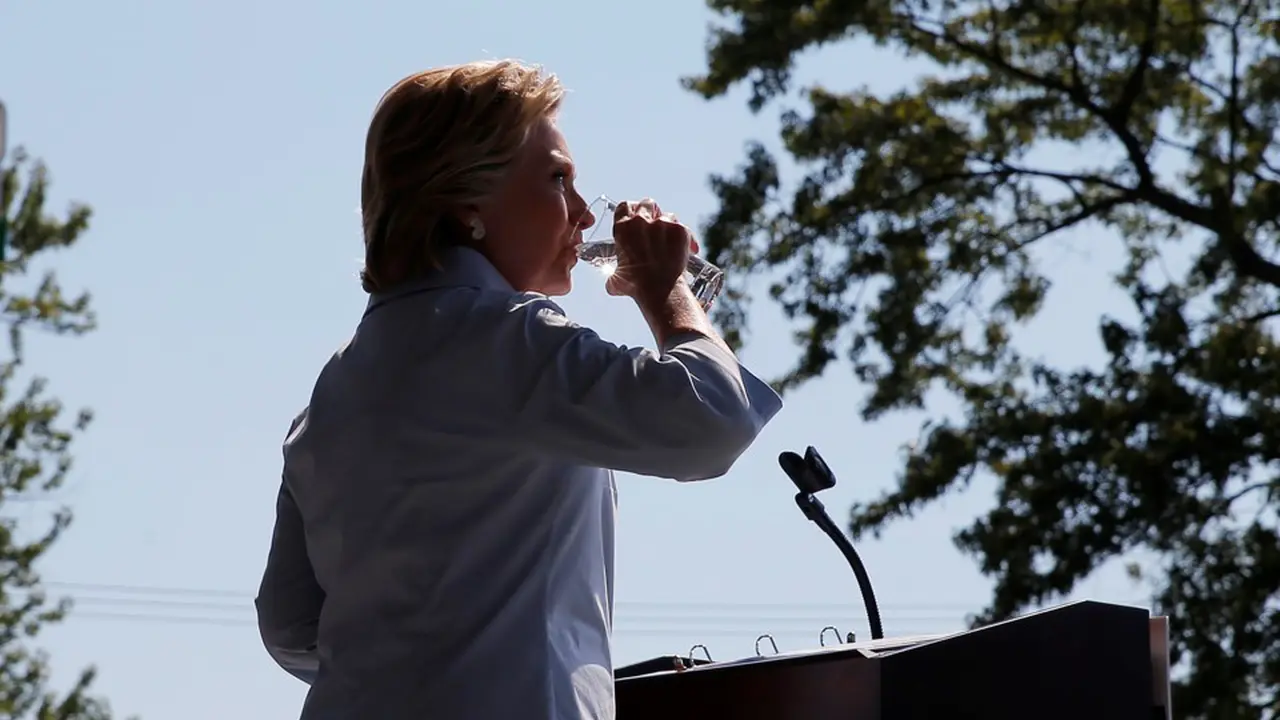 Hillary Clinton: Tiap Berpikir Tentang Donald Trump, Saya Alergi