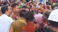 Antusiasme masyarakat begitu tinggi menyambut kehadiran Jokowi di Bima. (Biro Pers Setpres)
