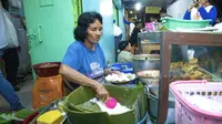 Nasi liwet kuliner favorit di Solo, Jawa Tengah yang punya kandungan gizi lengkap. Nasi Liwet Bu Wongso Lemu jadi salah satu pilihan yang bisa dinikmati. (Foto: Dok. Danone Indonesia)