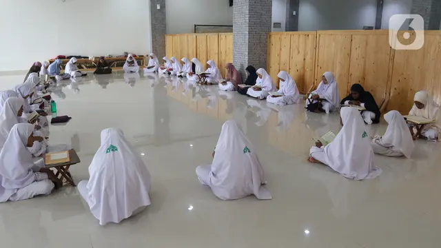 Tadarus Al-Quran di Pesantren Nuu War AFKN
