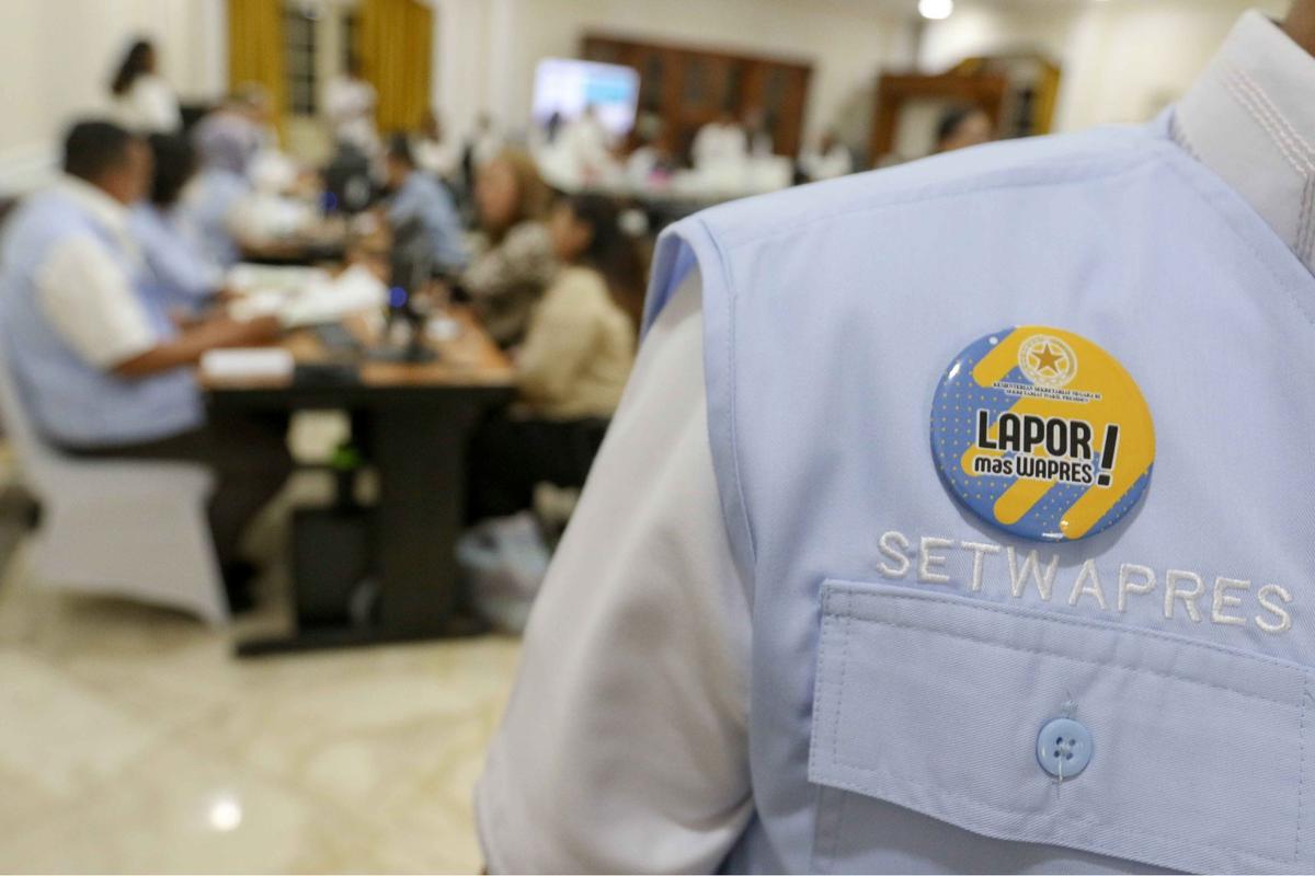 Gibran buka layanan aduan 'Lapor Mas Wapres'