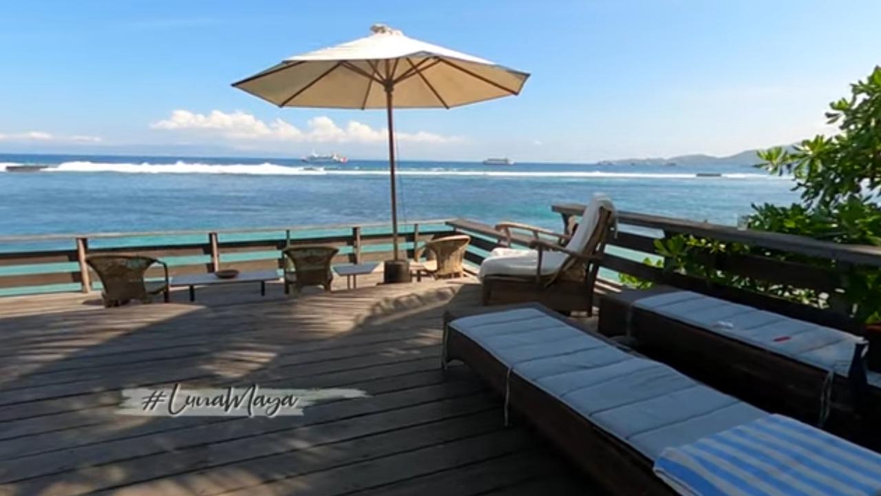 Dijuluki Juragan Tanah, 5 Potret Bungalow Desa Maya Ibu Luna Maya di Bali - Pemandangan Laut Super Cantik