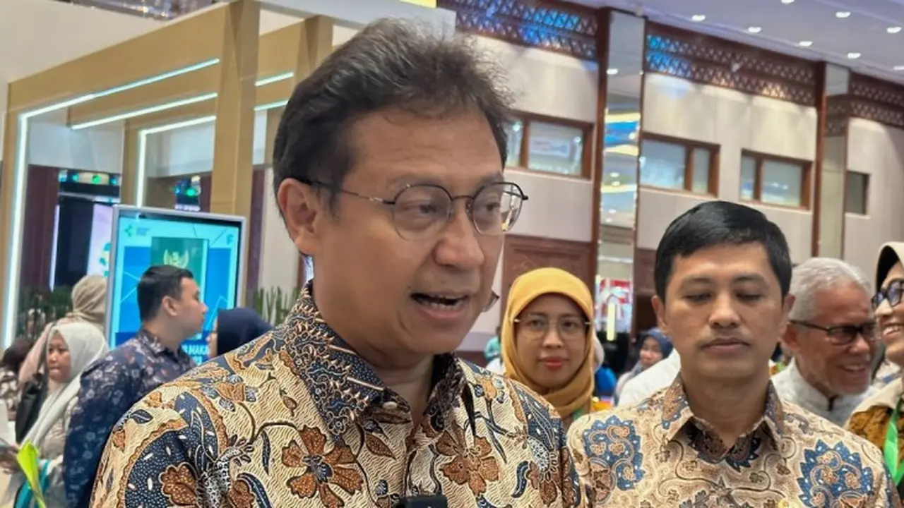 Menteri Kesehatan RI Budi Gunadi Sadikin menanggapi kasus dugaan korupsi APD COVID-19 di Kemenkes RI. (Dok Liputan6.com/Fitri Haryanti Harsono)
