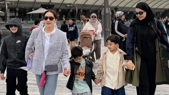 Zaskia Sungkar Liburan ke China Bareng Nagita Slavina