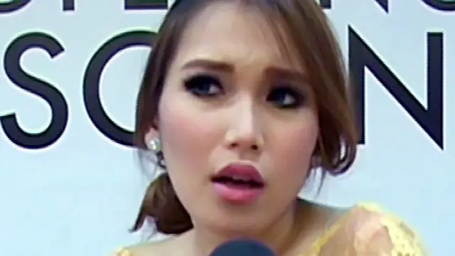 Ayu Gugat Cerai Enji Usai Melahirkan?