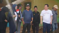 Apoy Wali dan Nagaswara Peduli Korban Banjir di Pesantren La Tansha Banten. (Ist)