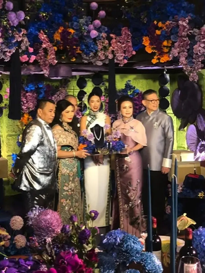 Pesona Anggun Winona Delany Tandra, Calon Mantu Hotman Paris Kenakan Cheongsam Saat Sangjit