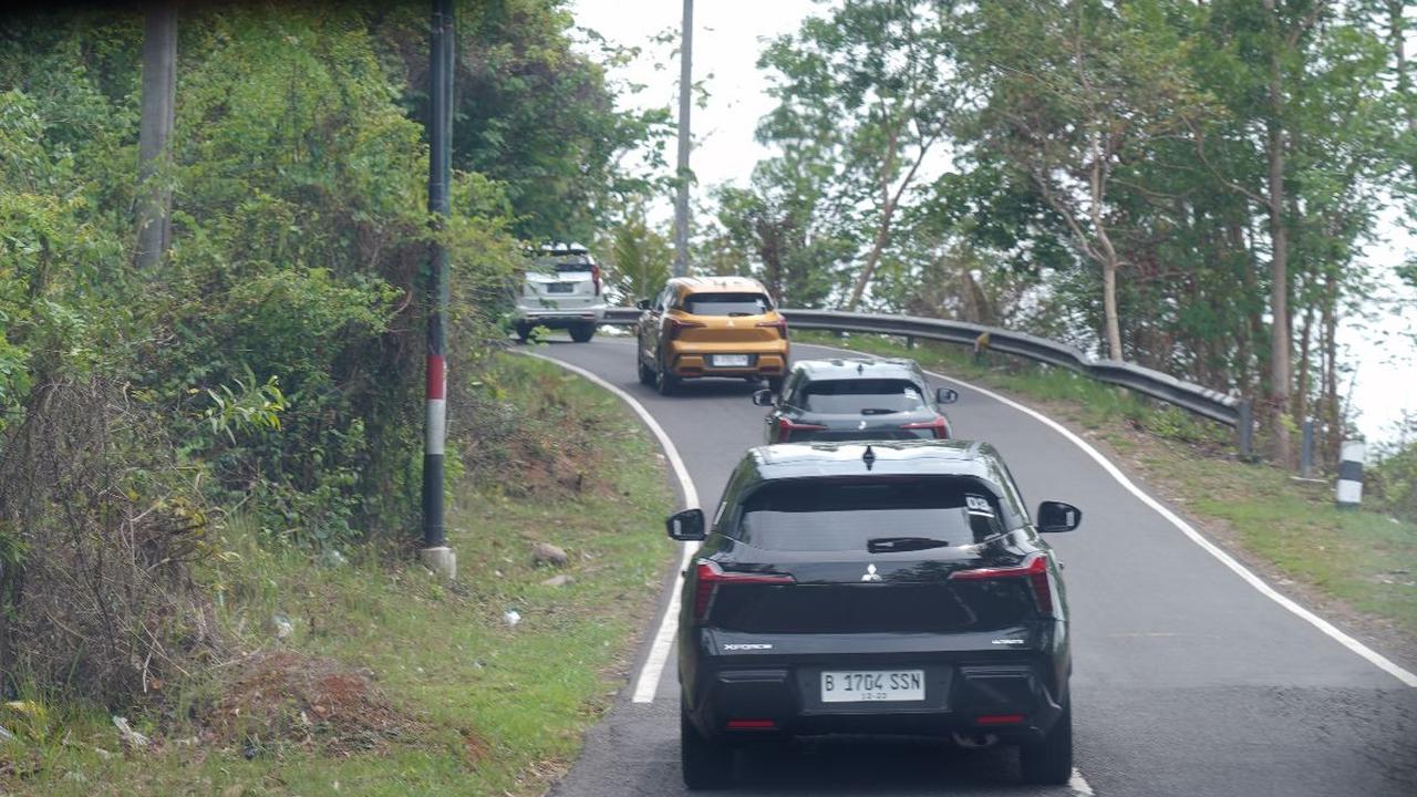 Ganti Sambil Jalan<br>