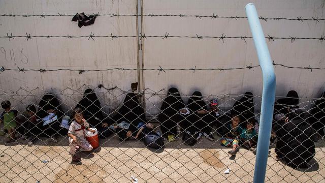 800 Perempuan dan Anak-Anak Keluarga Militan ISIS Dibebaskan