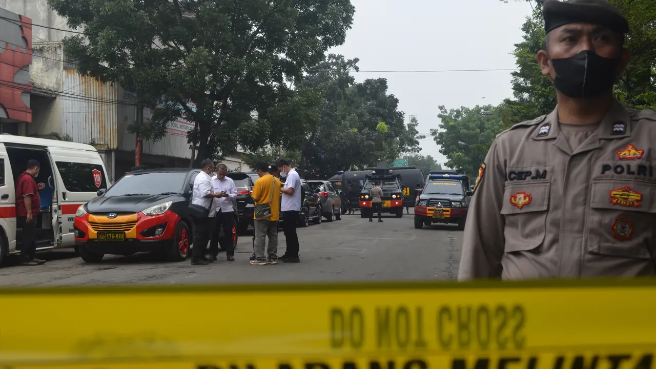 bom bunuh diri polsek astanaanyar